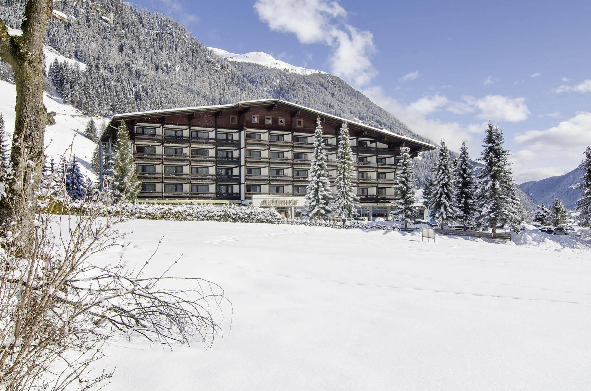 Hotel Alpenhof St Jakob in Defereggen Eksteriør billede