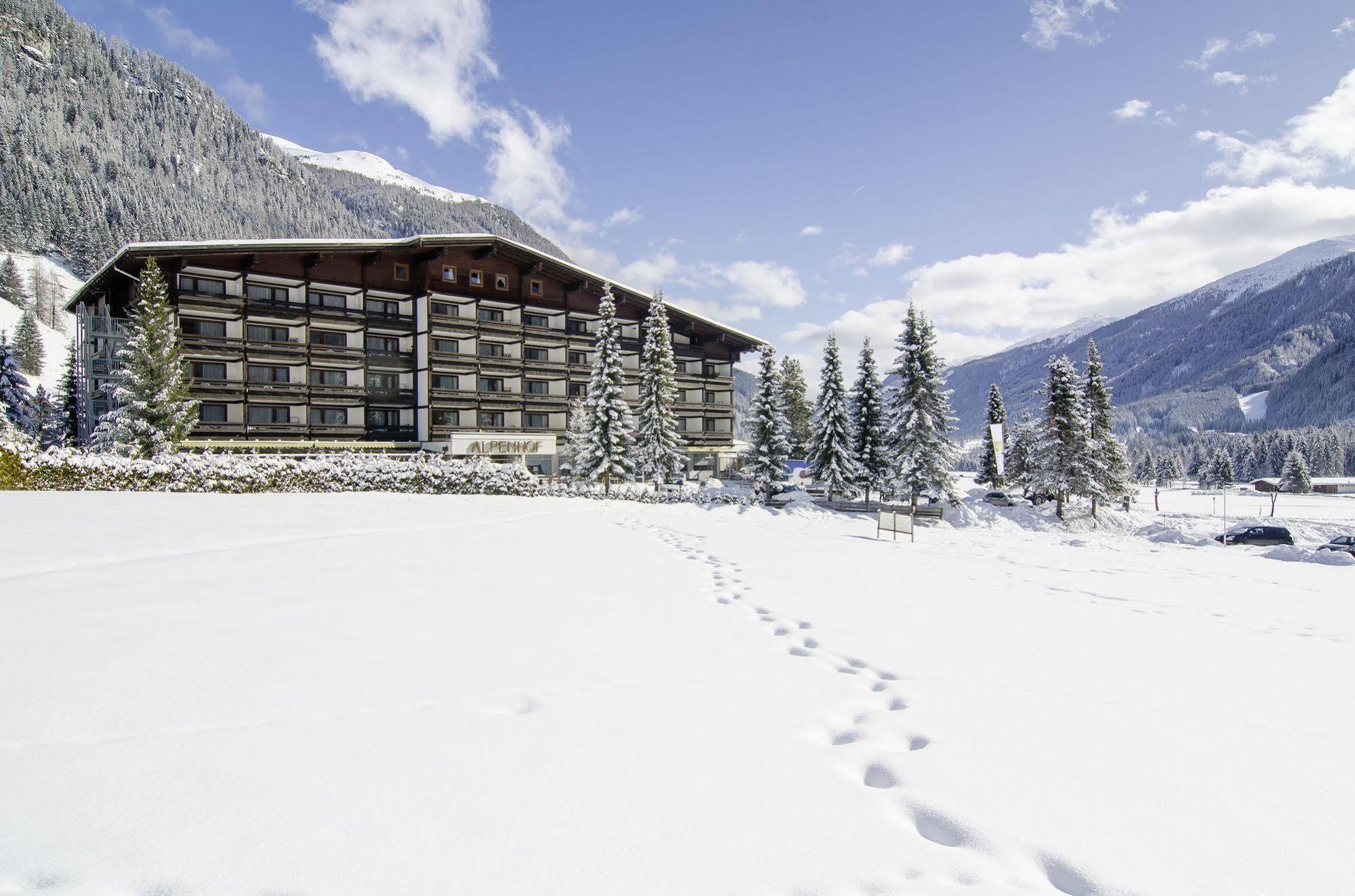 Hotel Alpenhof St Jakob in Defereggen Eksteriør billede