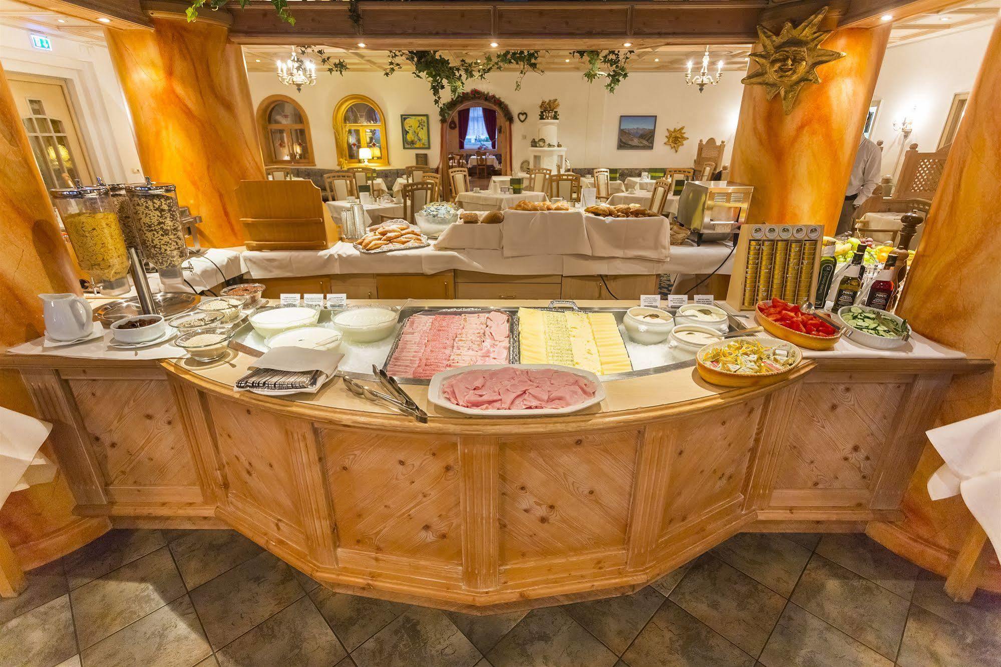 Hotel Alpenhof St Jakob in Defereggen Eksteriør billede
